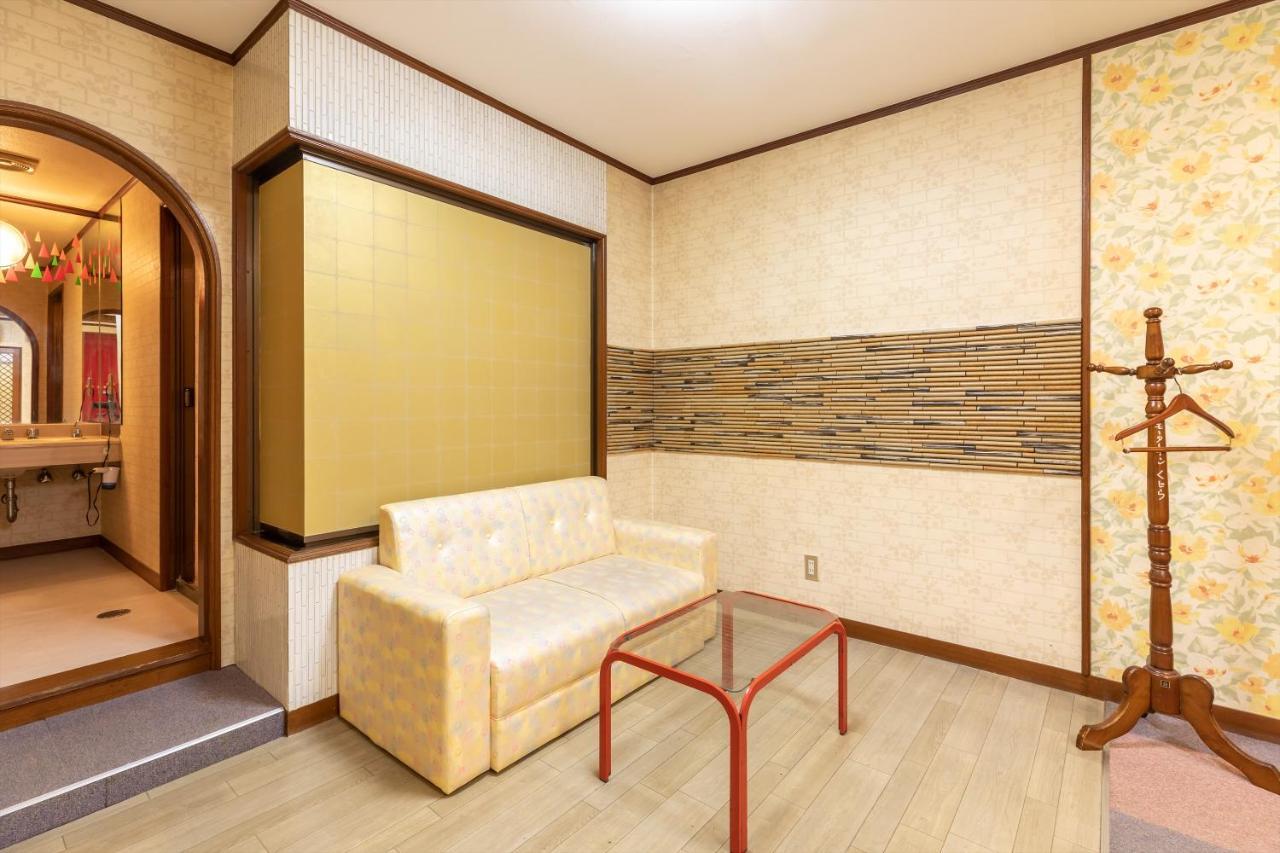 Oyo Hotel Tatsuyoshi Sennan Misakimachi Tannowa Экстерьер фото
