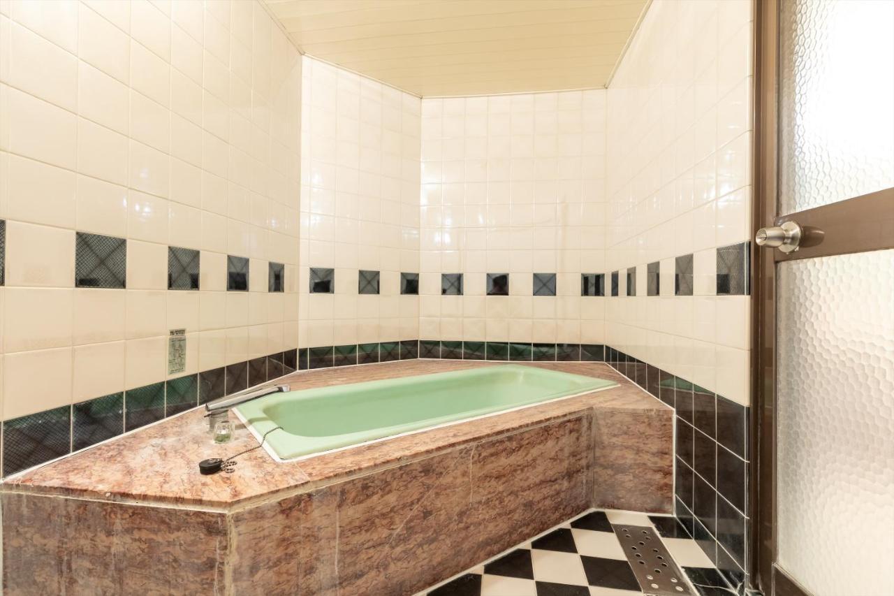 Oyo Hotel Tatsuyoshi Sennan Misakimachi Tannowa Экстерьер фото