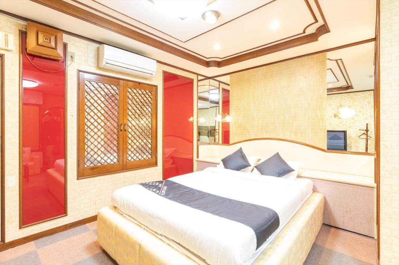 Oyo Hotel Tatsuyoshi Sennan Misakimachi Tannowa Экстерьер фото